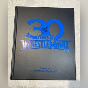 WWE 30 Years of WrestleMania Book - Black and Blue GUC
